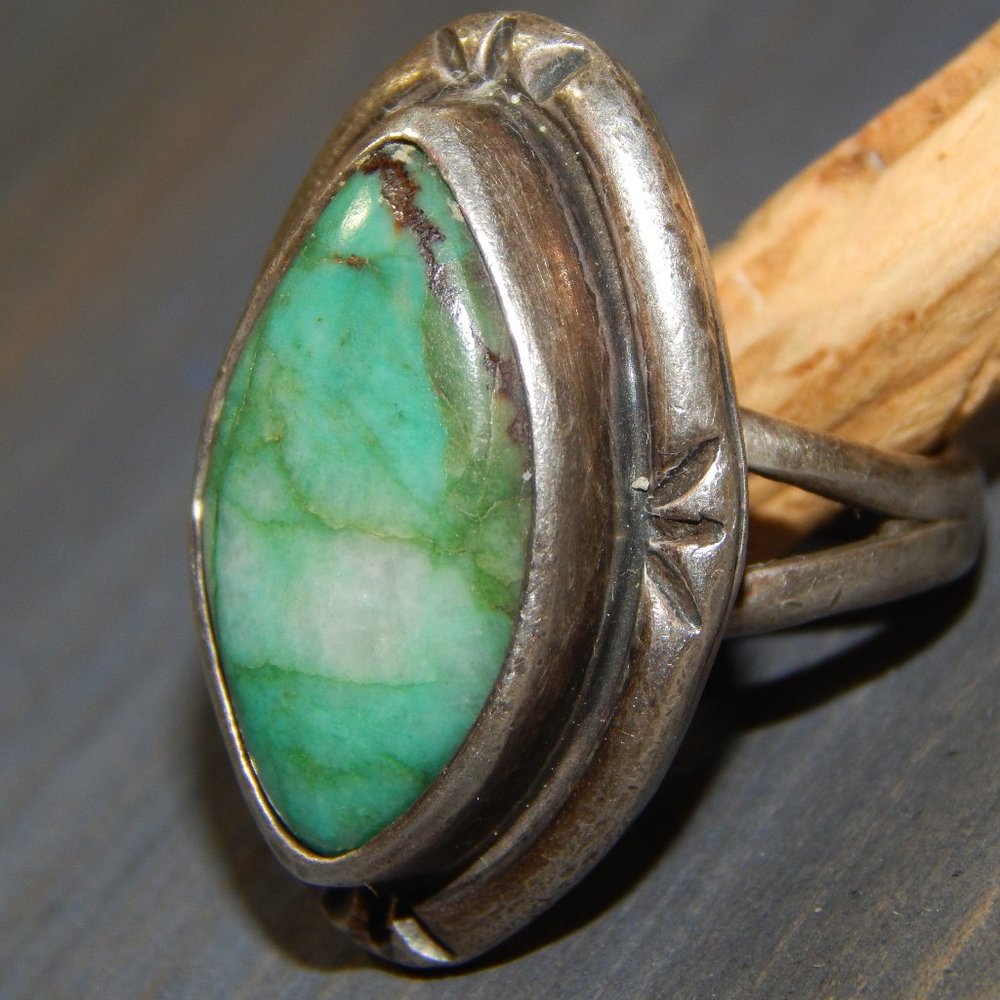 Vintage Beautiful Semi Precious Stone 925 Ring - Picture 1 of 8